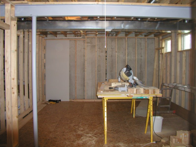 basement0004_05232006.jpg