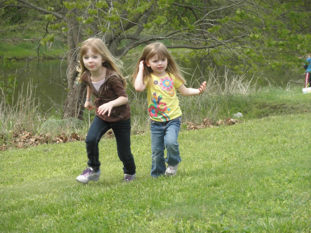 kaylinandelise2012040035.jpg