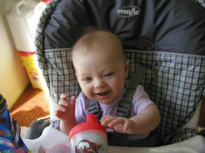 kaylin4months0042.jpg