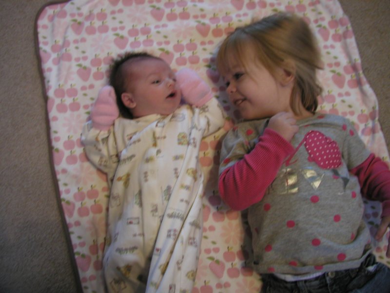 kaylinandelise2009010010.jpg