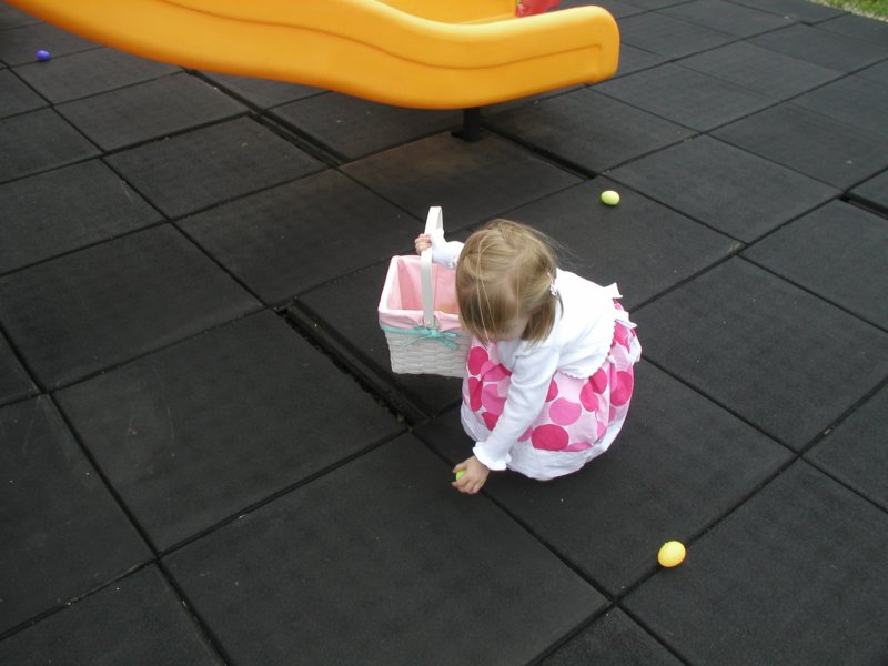kaylinandelise2009050083.jpg